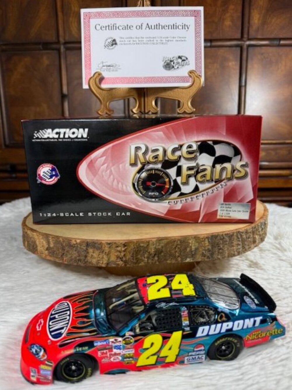 Vintage Jeff Gordon #24 DuPont 2006 Monte Carlo Color Chrome 1:24 Scale Car